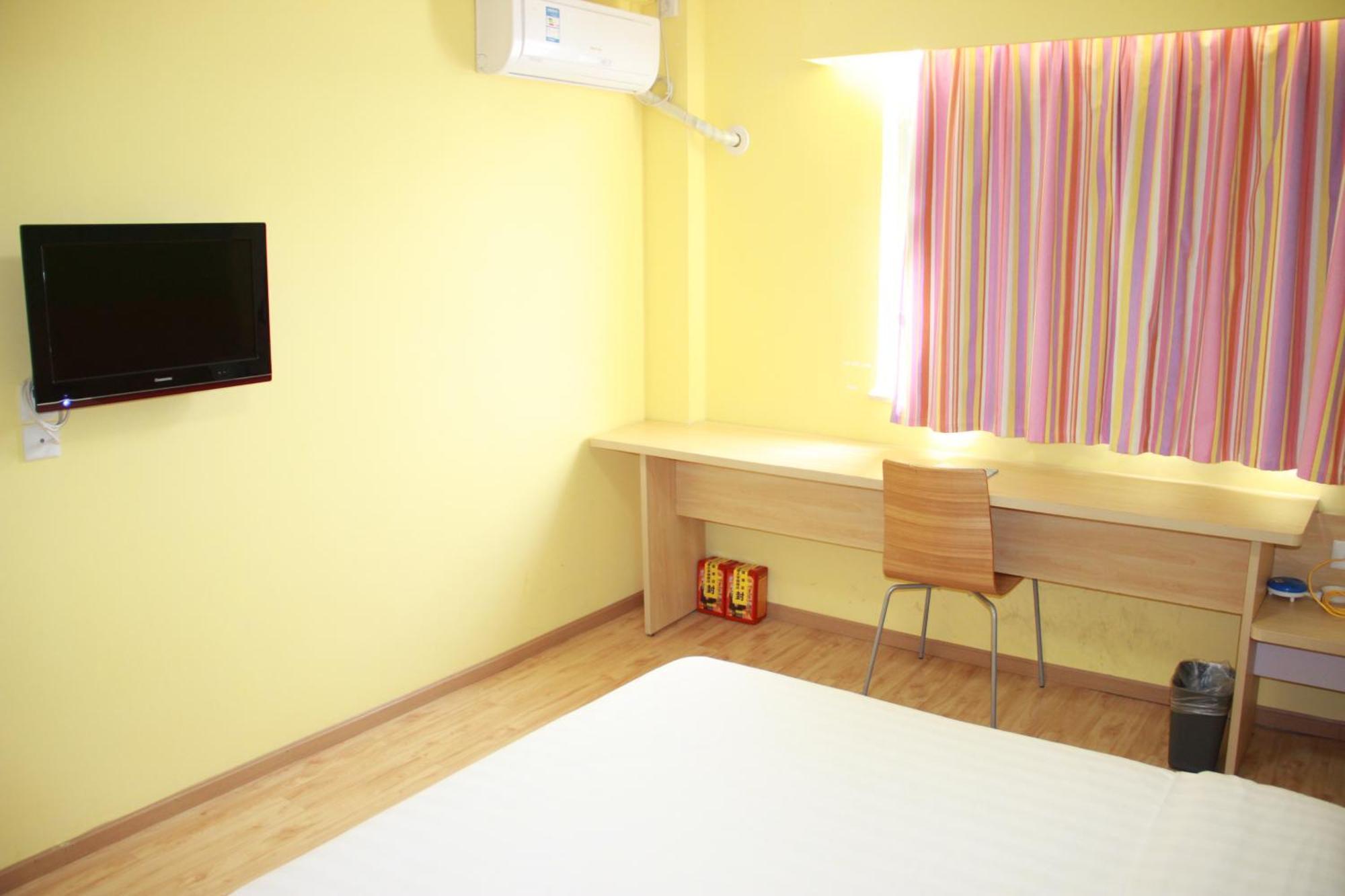 Iu Hotel Guangzhou Jingxi Nanfang Hospital Station Экстерьер фото