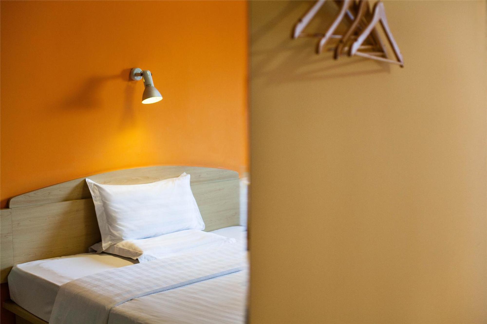Iu Hotel Guangzhou Jingxi Nanfang Hospital Station Экстерьер фото