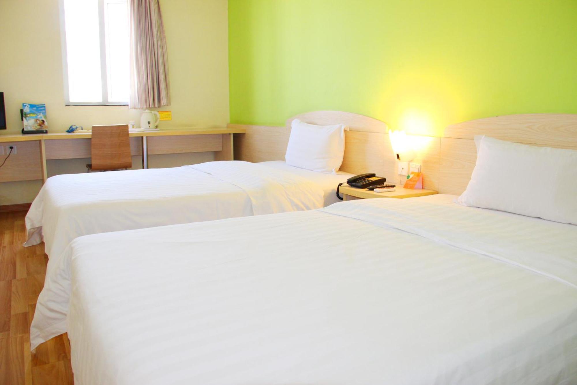 Iu Hotel Guangzhou Jingxi Nanfang Hospital Station Экстерьер фото