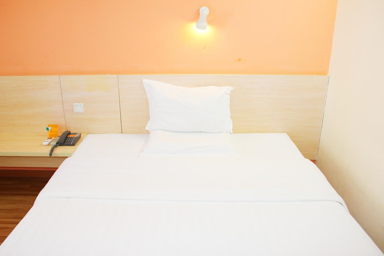 Iu Hotel Guangzhou Jingxi Nanfang Hospital Station Экстерьер фото
